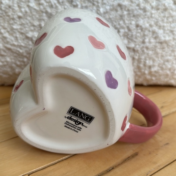 💗Heart Shaped Mug - Picture 2 of 3